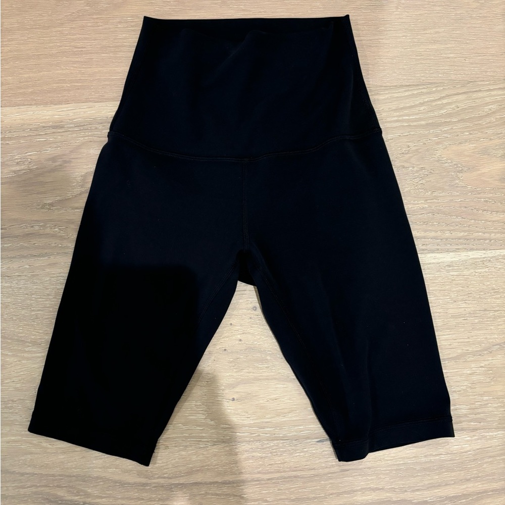 COPY - Lululemon align super high-rise shorts 10 inches